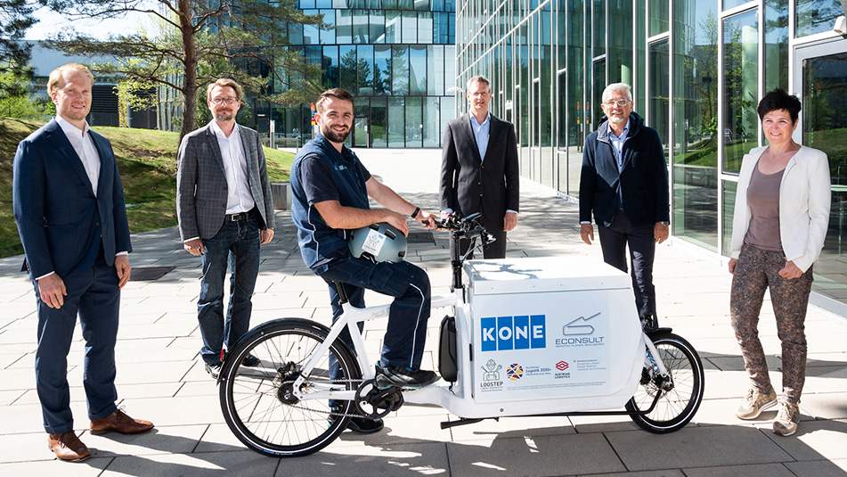 In Austria, KONE maintenance technicians have gone onto two wheels, piloting carbon-free E-cargo bikes and scooters.